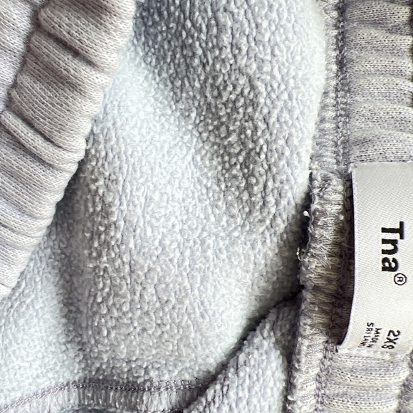 TNA SWeatpnat - Picture 4 of 4